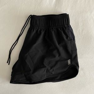 Black dri-fit stretch shorts